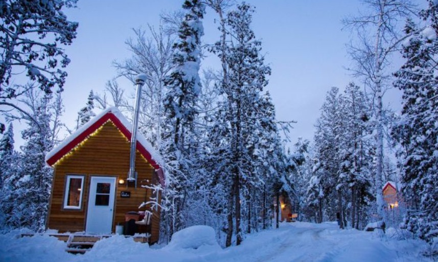 Les Meilleures Régions du Québec pour Profiter de l’Hiver en Chalet